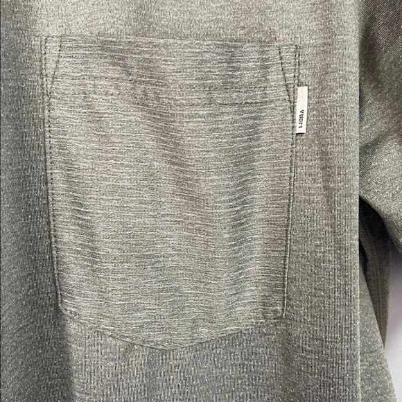 Vuori Green Tradewind Performance Short Sleeve T Shirt - Picture 2 of 4